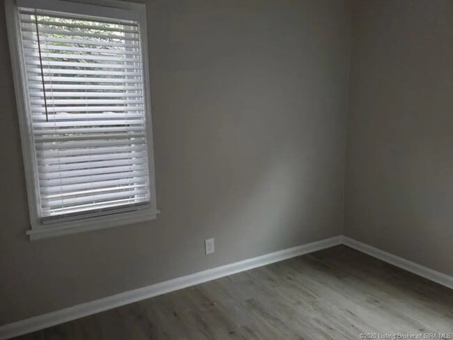 Photo - 504 Crestview Ct