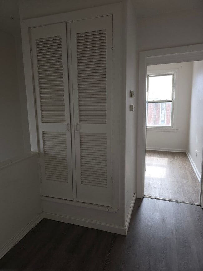 Photo - 301 E Lorena Ave Unit 1