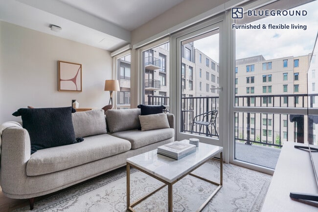 Building Photo - 2601 14th St NW Rental