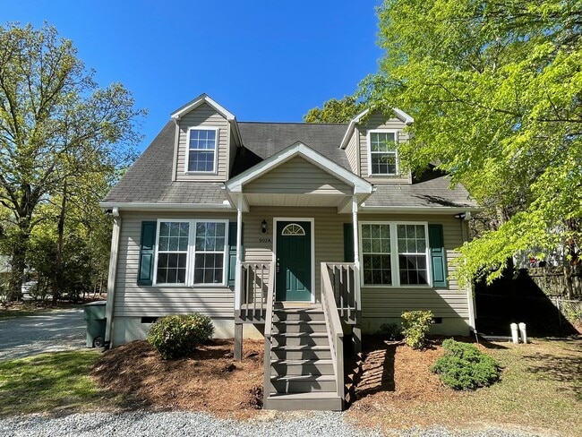 Building Photo - Incredible, newly renovated 3 br 3.5 ba Ca...