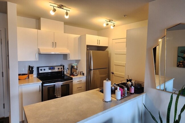 Photo - 2085 Av Av Papineau, Unit 404