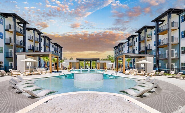 Building Photo - Evado Rental