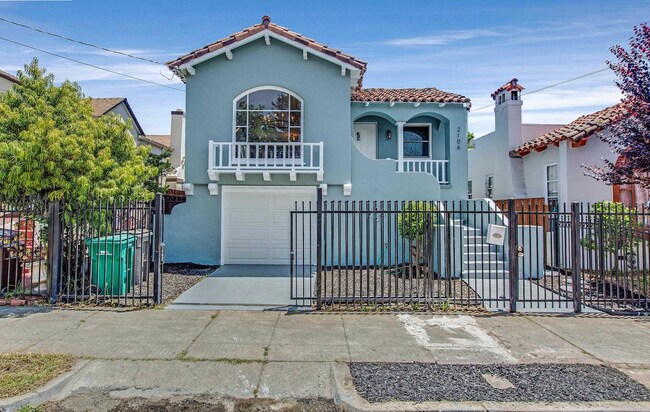 Photo - 2106 57th Ave