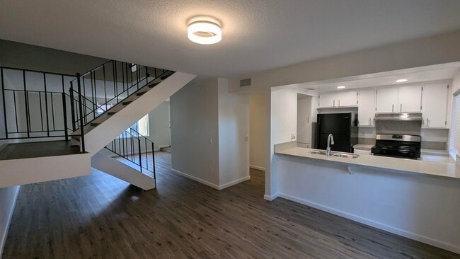 Photo - 2260 N Indian Canyon Dr Unidad B