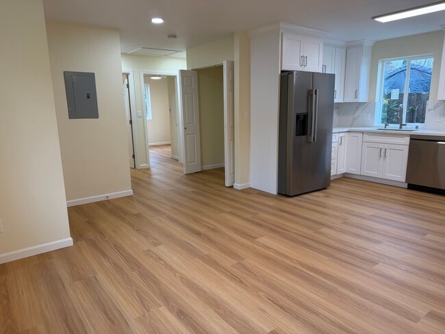 Photo - 3975 Altamont Ave