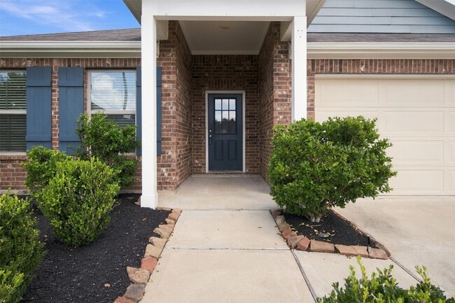 519 High Holly Cir