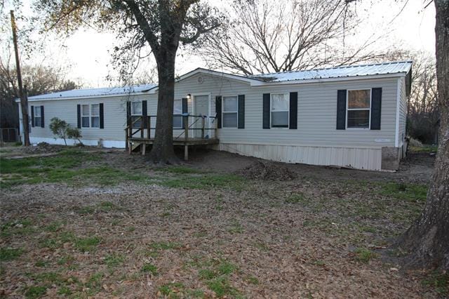 Building Photo - 10188 Lake Dr