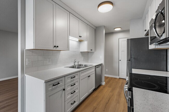 Photo - 1551 Namekagon St Unit 4