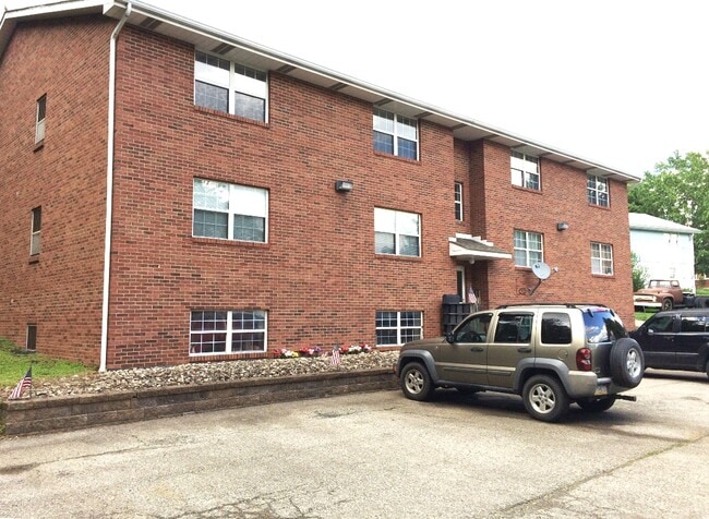 Building Photo - 225 Hillview Ln Unit 203