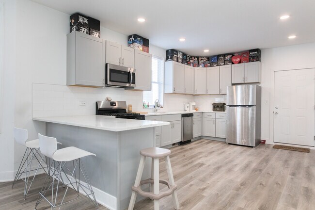 Photo - 4055 Prairie Ave Unit 1