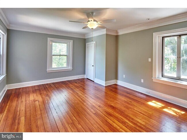 1300 Delaware Ave