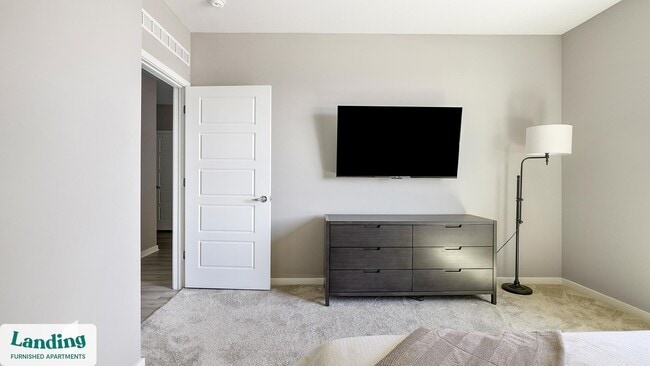 402 W Lincoln St Unit 271