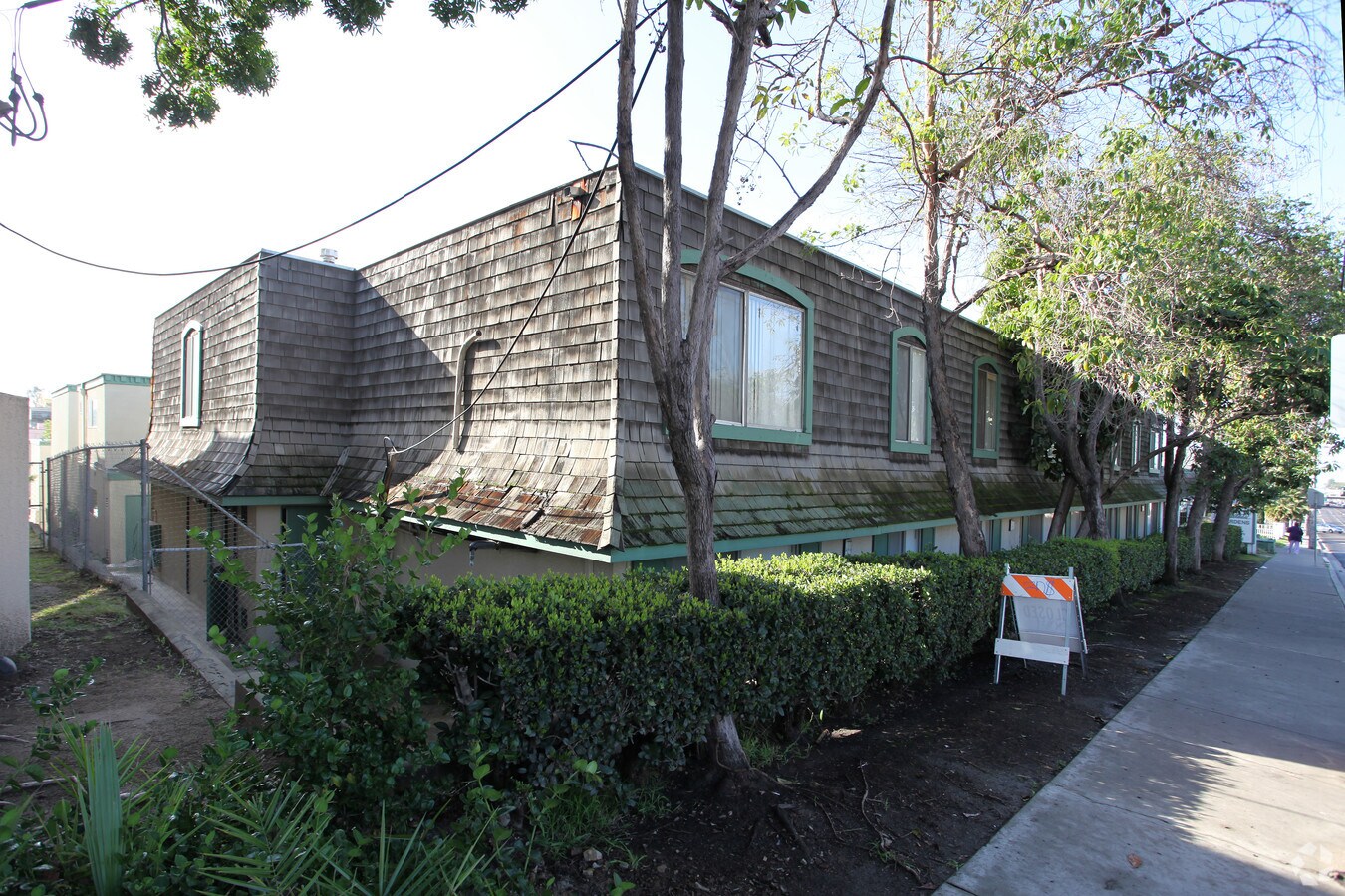 Chateau Gardens - Chateau Gardens