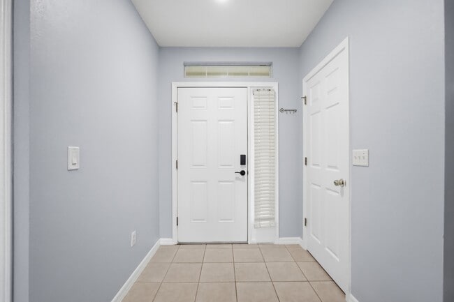 Photo - 6407 Barksdale Way