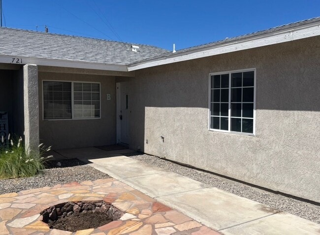 Building Photo - D0721 Unit D0721-B