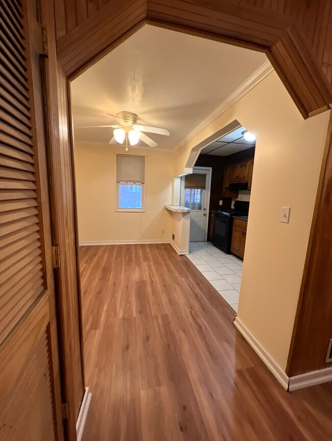 Photo - 2014 Harman Ave