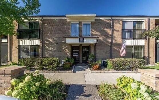 Building Photo - 18220 University Park Dr Rental