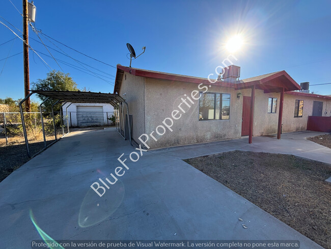 2 Bedroom, 2 Bathroom Home in Central Tucson - 2 Bedroom, 2 Bathroom Home in Central Tucson