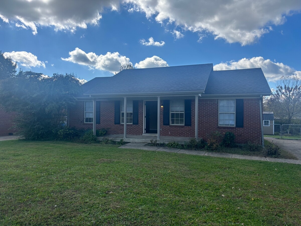 Photo - 121 Owings Blvd