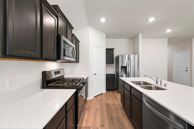 Photo - 2313 Montgomery St