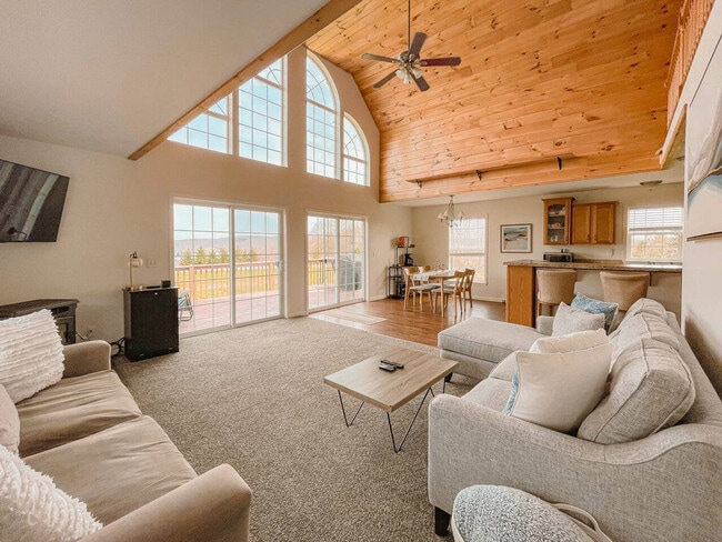 Building Photo - 2109 Dunk Hill Rd Unit SI ID1492963P