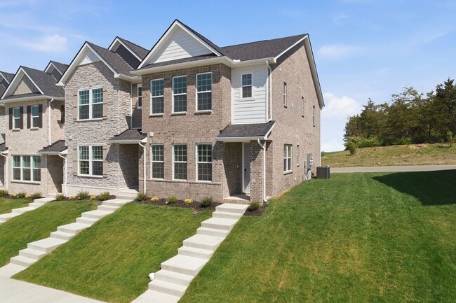 Photo - 320 Lynwood Station Blvd