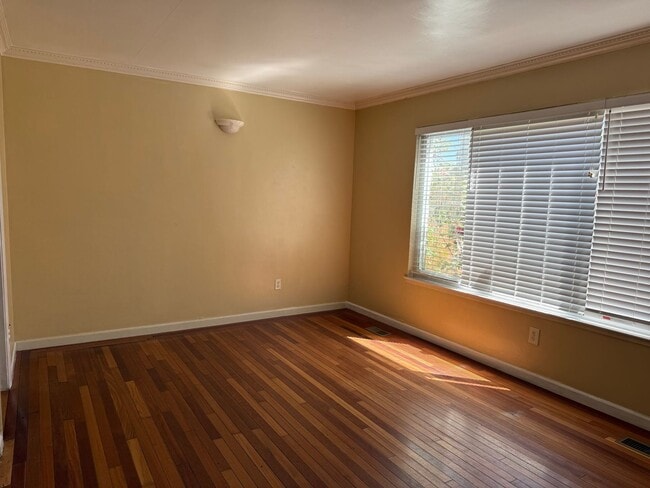Photo - 1140 Hartford Pl