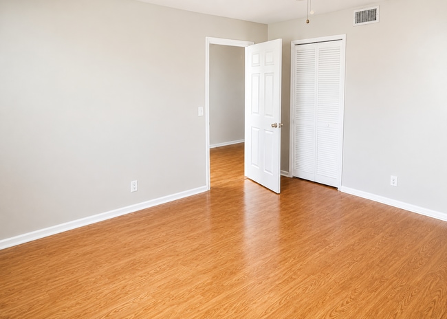 Photo - 1605 Palm Beach Trace Dr Unit 1605
