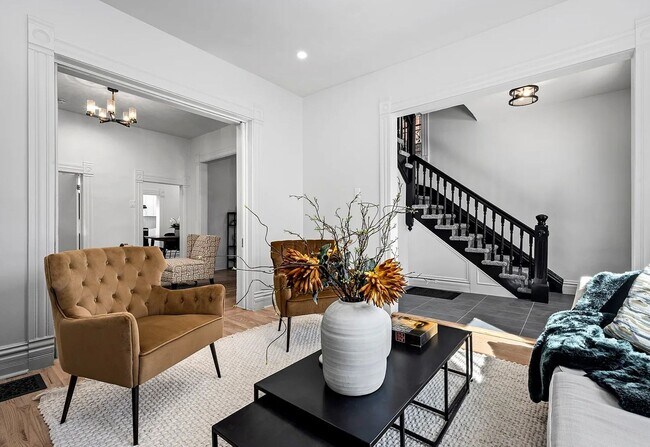 Photo - Victorian Gem next to Cheesman Park!