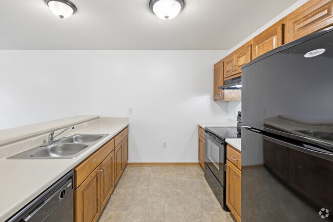 2BR, 1BA - 820SF - Kitchen