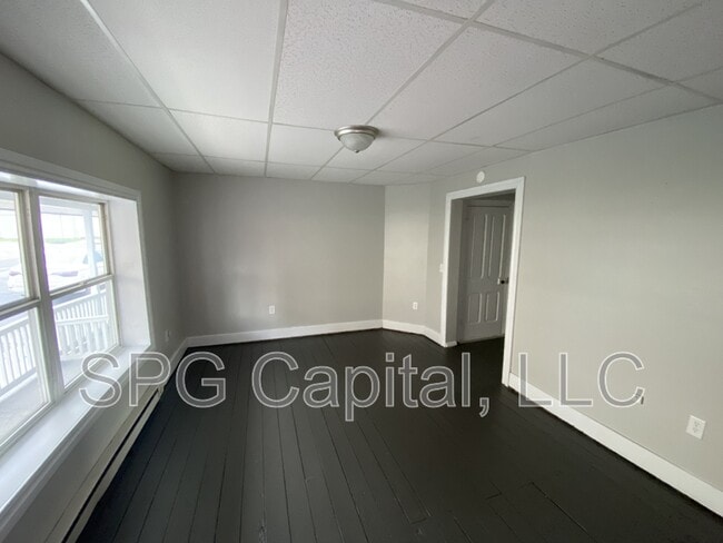 Photo - 38 N Franklin St