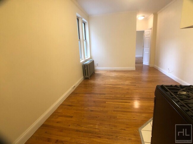 Photo - WEST 13 STREET Unidad 69