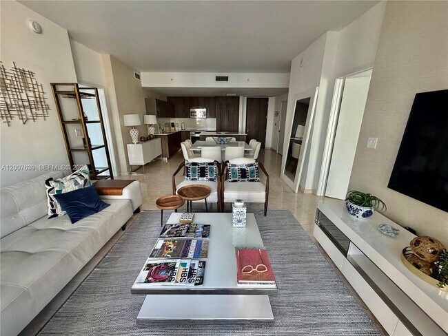 Photo - 88 SW 7th St Unit 1109