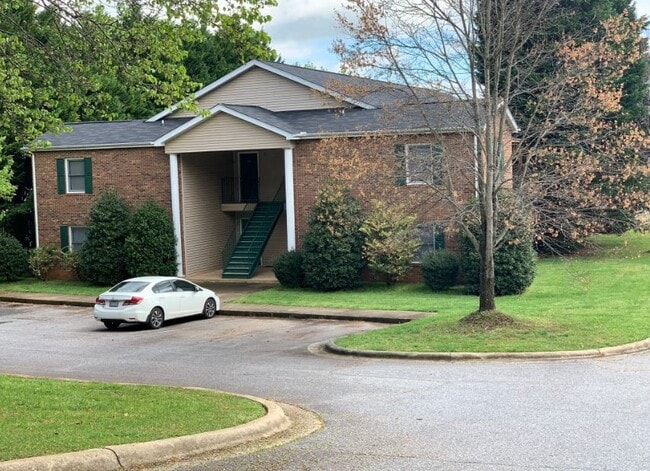 Photo - Apartments on 20th