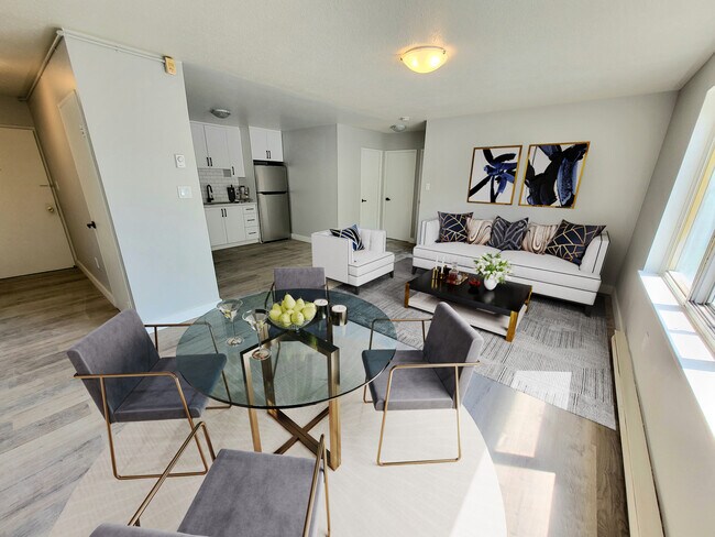 Photo - 290 Anderson Ave