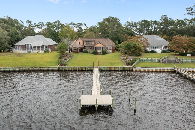 Photo - 138 White Oak Bluff Rd