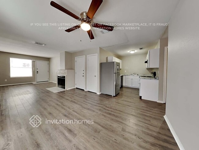 Photo - 421 Casie Ct