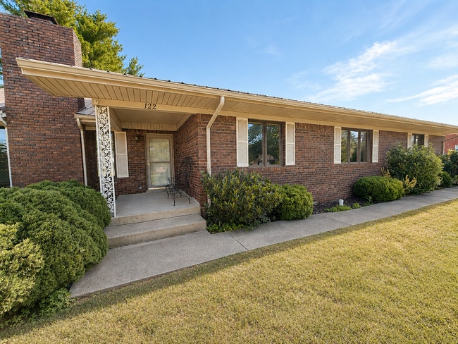 Photo - Spacious 3-Bedroom Ranch for Rent in Franklin, KY!
