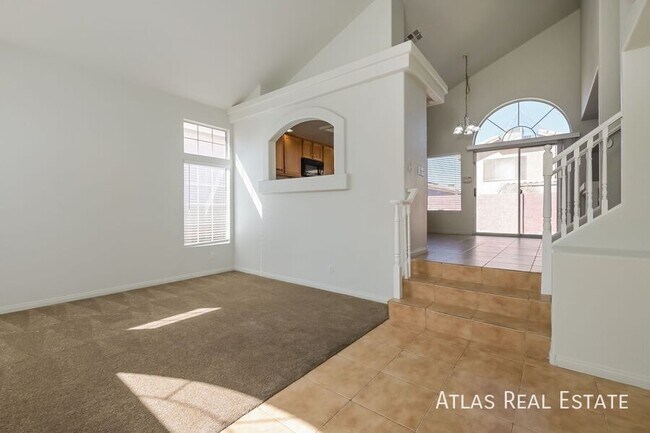 Photo - 8906 Chapman Point