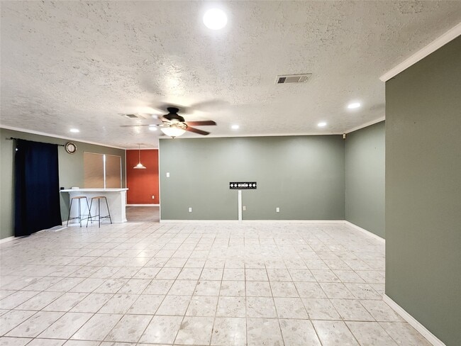 Building Photo - 2830 Virginia Colony Dr Rental