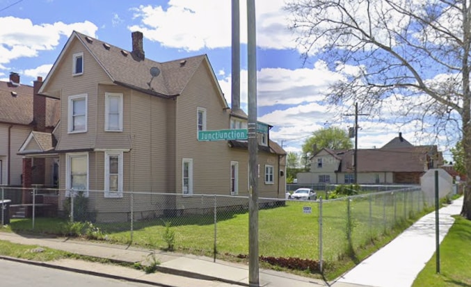 Photo - 1945 Junction Ave