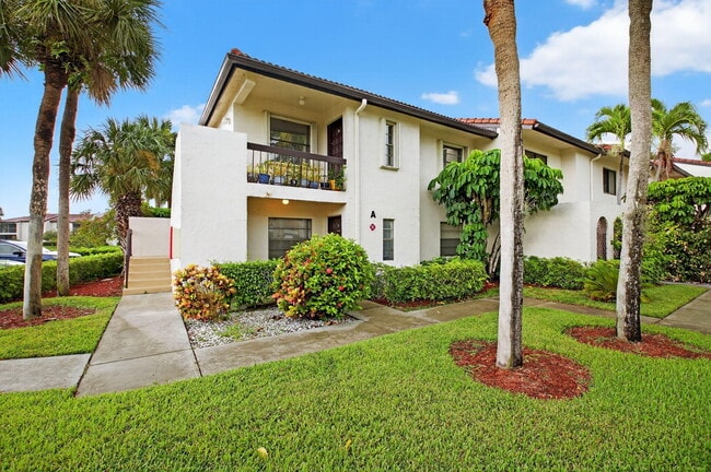 Building Photo - 7979 Eastlake Dr Unit 3-A Rental