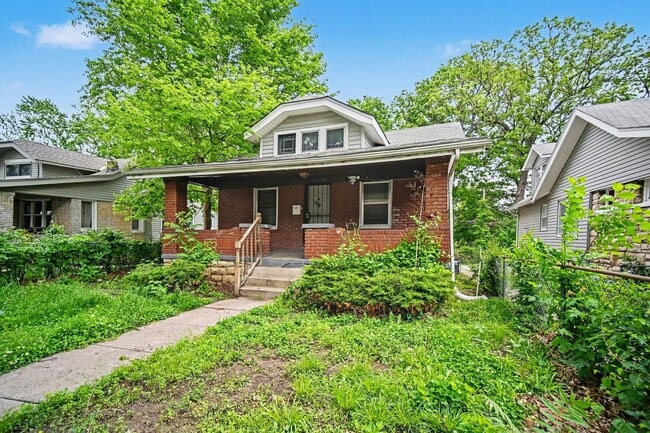 Photo - 5531 Euclid Ave E