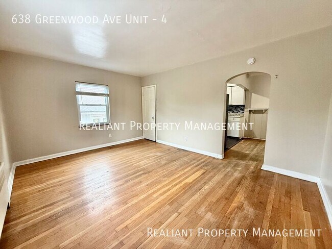 Photo - 638 Greenwood Ave Unit 4