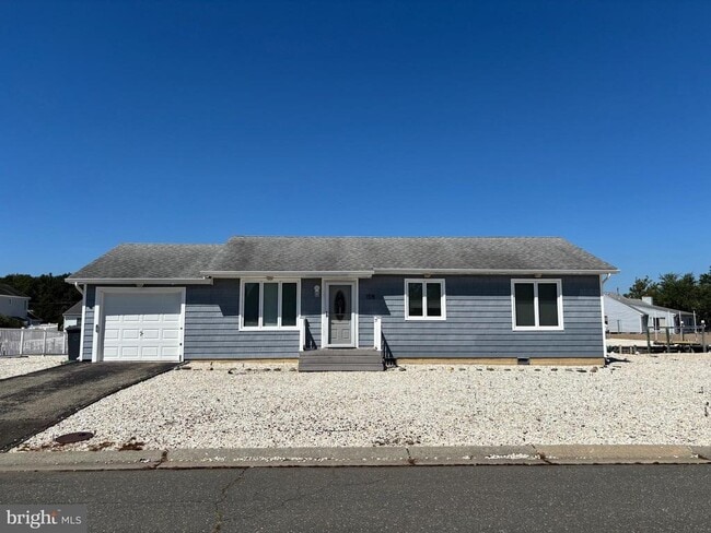Building Photo - 156 Rodman Dr Rental