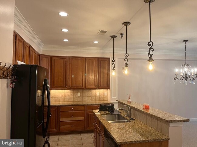 Photo - 10328 Sager Ave