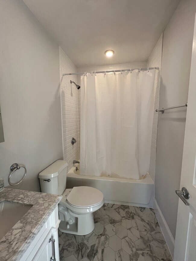 Photo - 75 Winchester St Unit 3