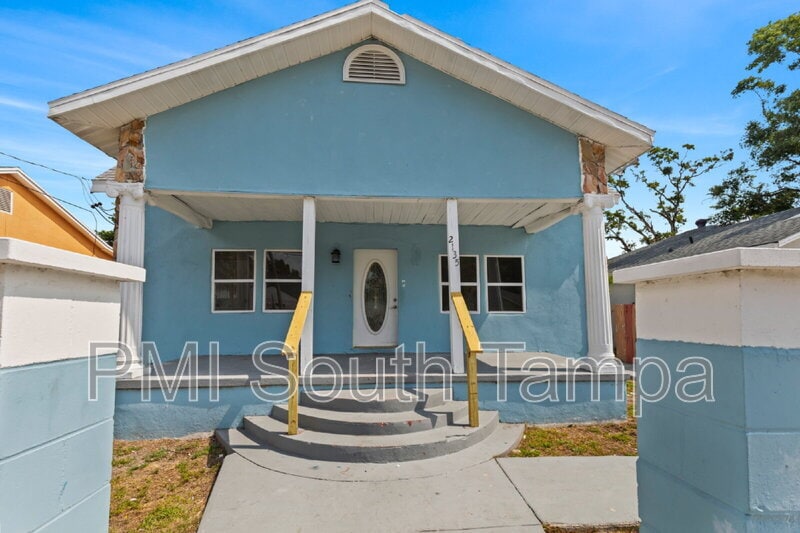 Photo - 2135 W St Louis St