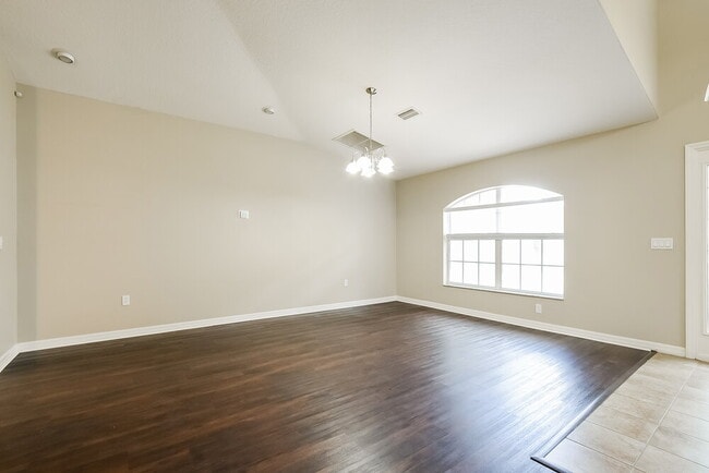 4749 Abaco Dr