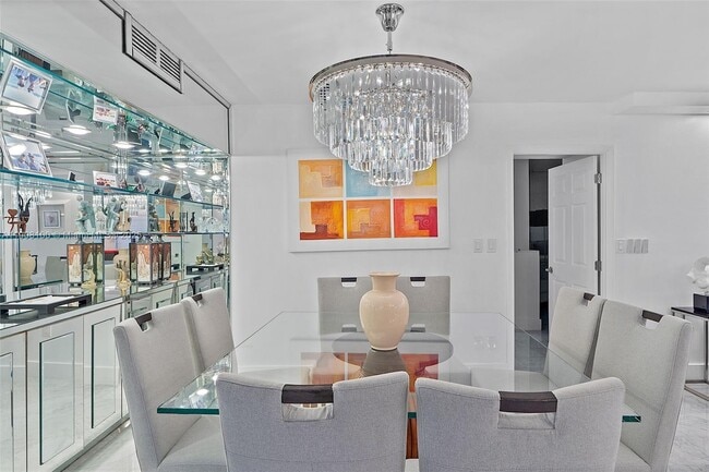 Photo - 20515 E Country Club Dr Unit 1545